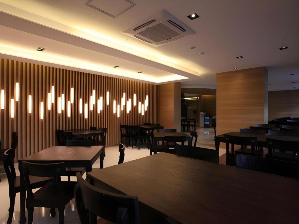Business Design Hotel Luv Инчон Экстерьер фото