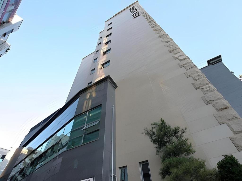 Business Design Hotel Luv Инчон Экстерьер фото